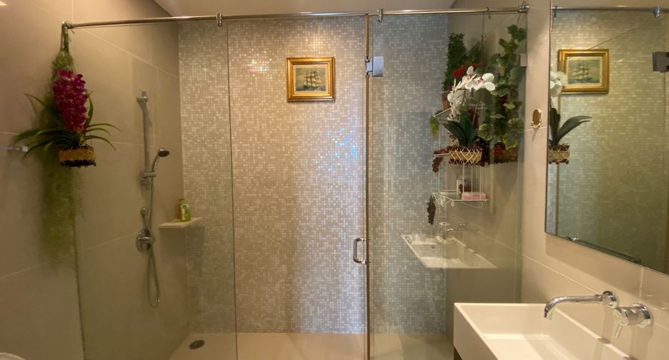 For rent 1 bed condo in Bang Lamung, Chonburi