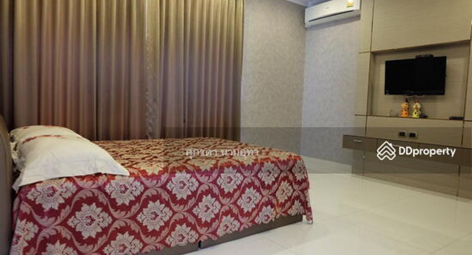 For sale 5 bed house in Lam Luk Ka, Pathum Thani