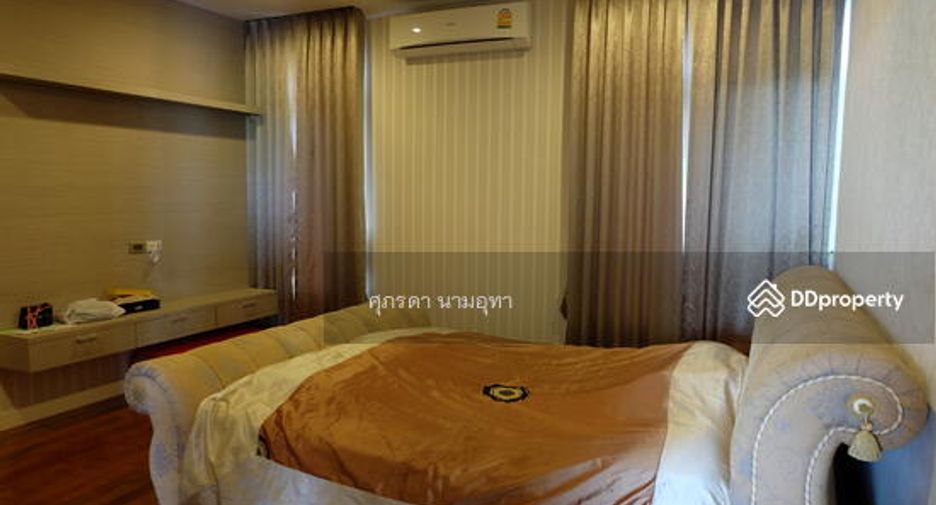 For sale 5 bed house in Lam Luk Ka, Pathum Thani