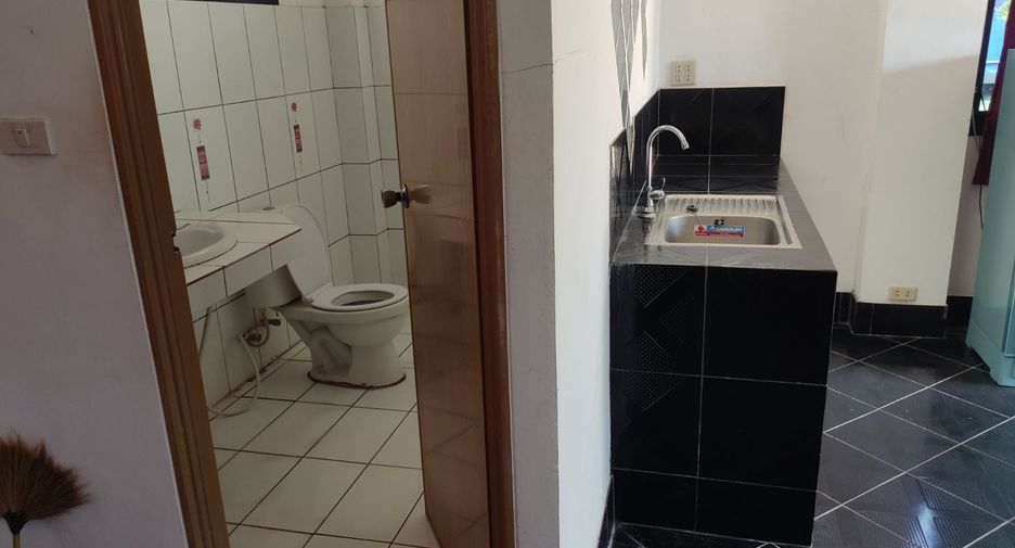 Casa en venta de 10 habitaciones en Klaeng, Rayong