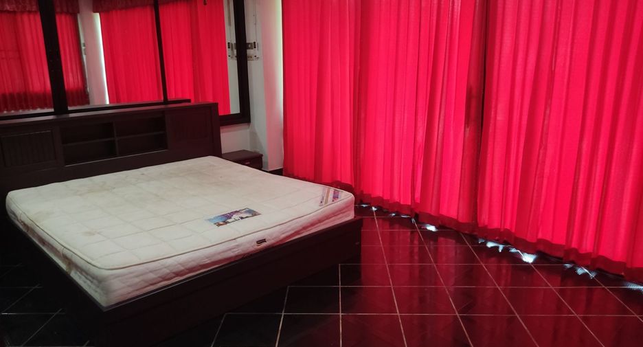 Casa en venta de 10 habitaciones en Klaeng, Rayong
