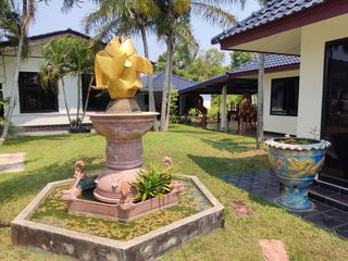 Haus zum Kauf mit 10 Zimmer in Klaeng, Rayong