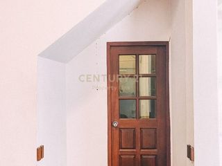 出租 3 卧室 独立屋 在 Din Daeng, 曼谷