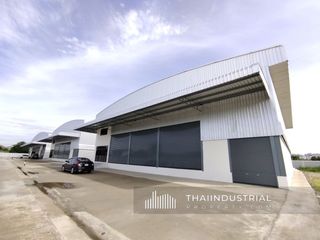 À louer entrepôt à Bang Phli, Samut Prakan