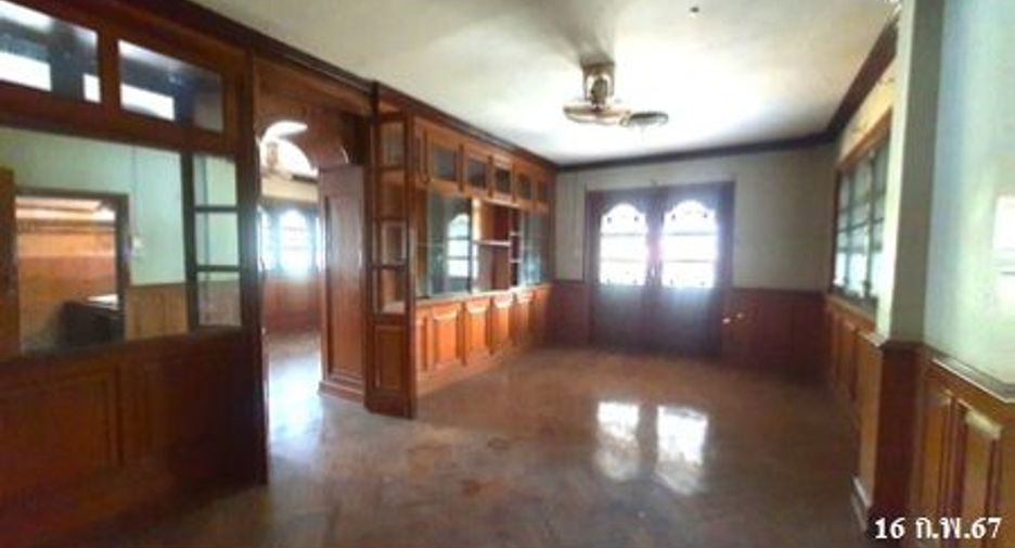 For sale 7 bedrooms house in Mae Sot, Tak