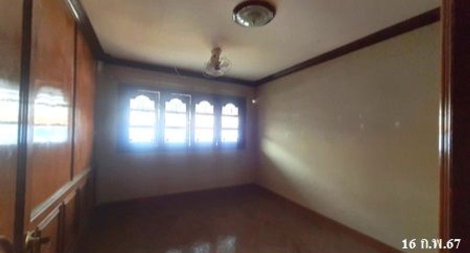 For sale 7 bedrooms house in Mae Sot, Tak