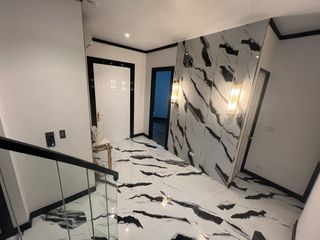 Haus zur Miete mit 4 Zimmer in Watthana, Bangkok
