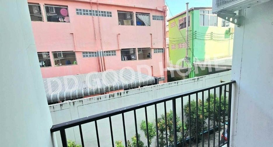 For sale 1 bed condo in Bang Phlat, Bangkok