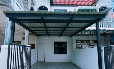 For sale 2 bed townhouse in Nong Khaem, Bangkok