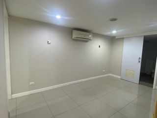 Gewerbefläche zum Kauf in Watthana, Bangkok