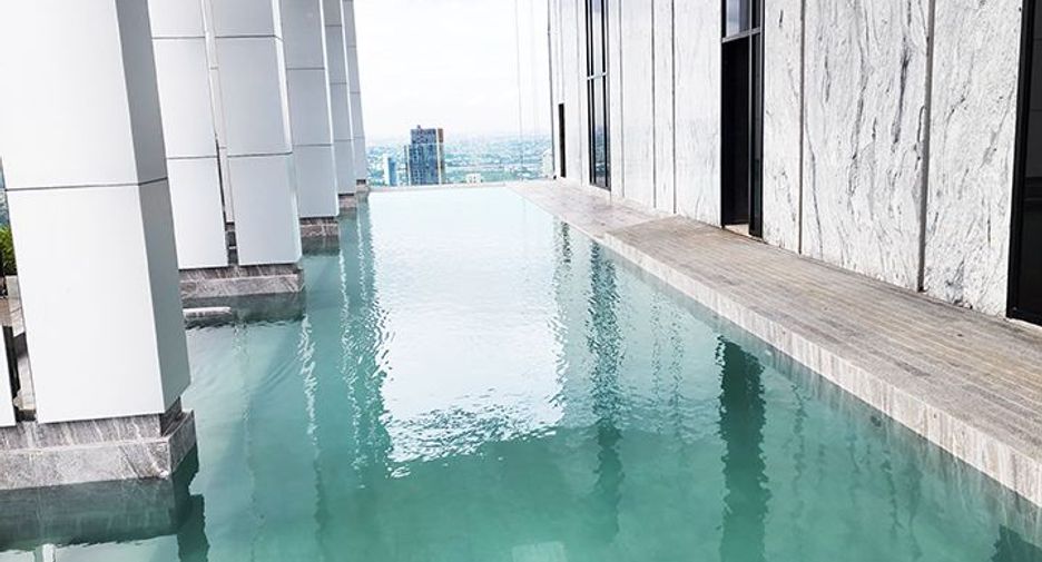 For sale 1 bed condo in Watthana, Bangkok