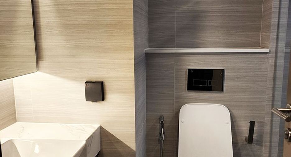 For sale 1 bed condo in Watthana, Bangkok