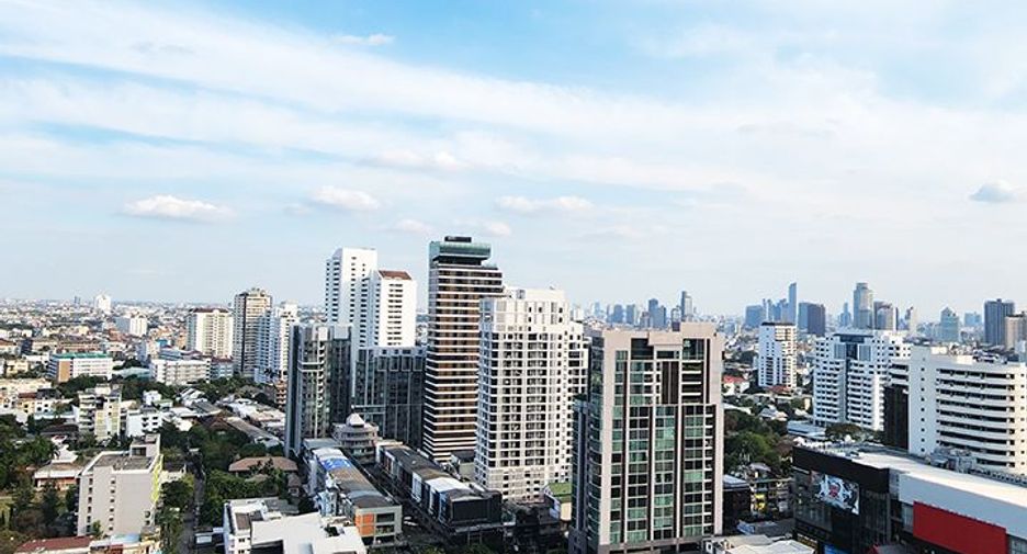 For sale 1 bed condo in Watthana, Bangkok