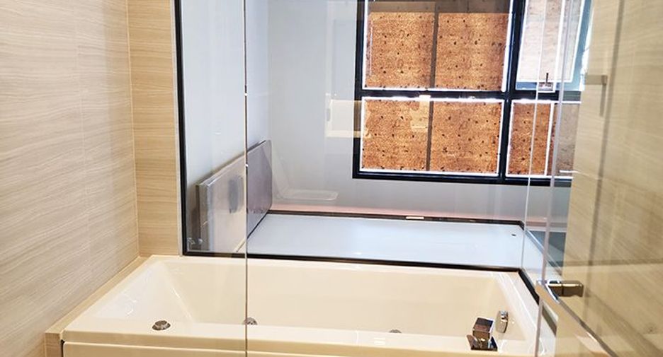 For sale 1 bed condo in Watthana, Bangkok
