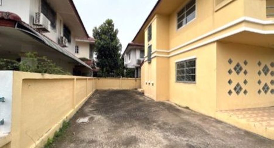 Haus zum Kauf mit 5 Zimmer in Ban Pong, Ratchaburi