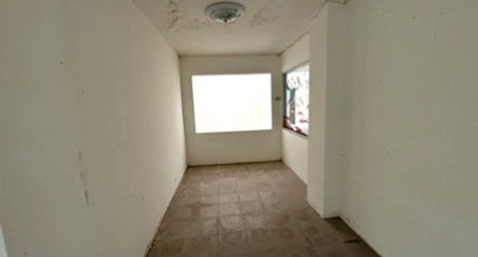 Haus zum Kauf mit 5 Zimmer in Ban Pong, Ratchaburi