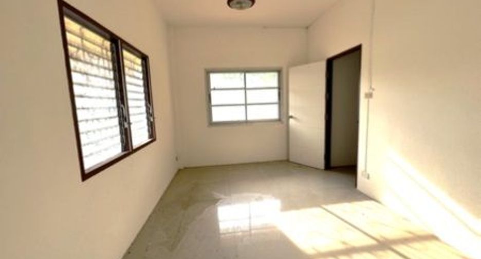 Haus zum Kauf mit 5 Zimmer in Ban Pong, Ratchaburi