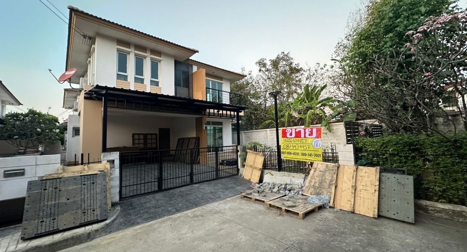 For sale 3 bedrooms house in Thung Khru, Bangkok