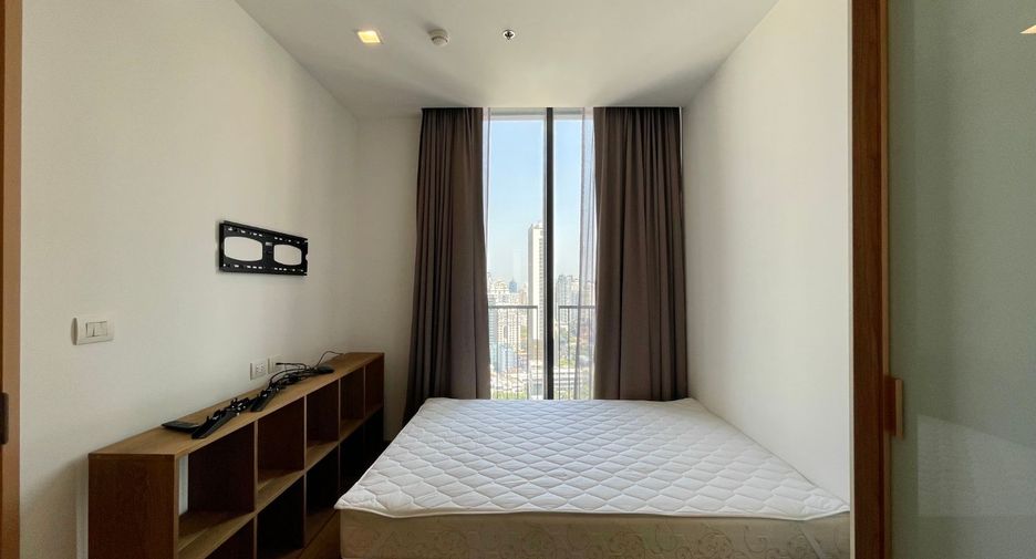 For rent 3 bedrooms condo in Watthana, Bangkok