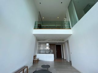 For rent 2 bedrooms condo in Pathum Wan, Bangkok
