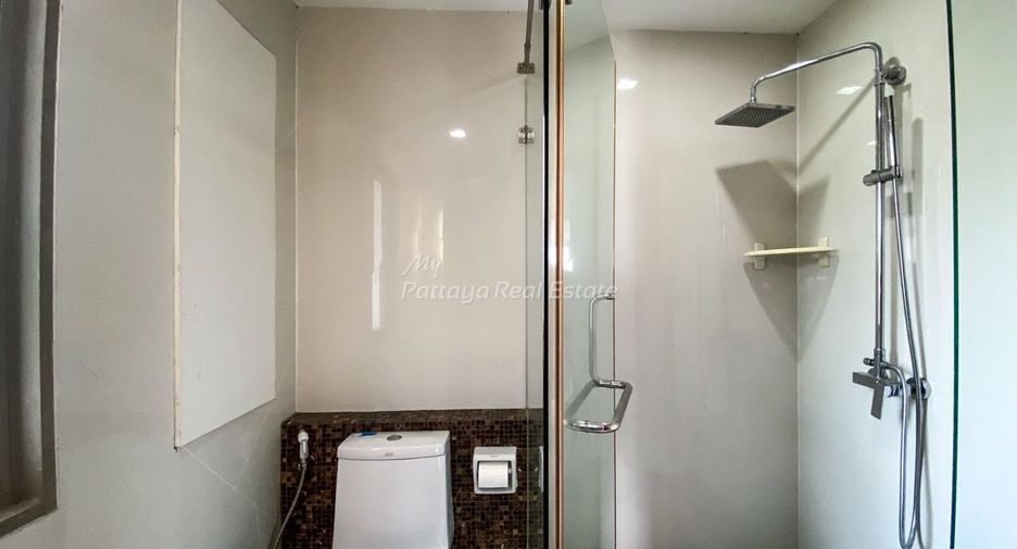 Condo en alquiler de 3 habitaciones en Bang Lamung, Chonburi