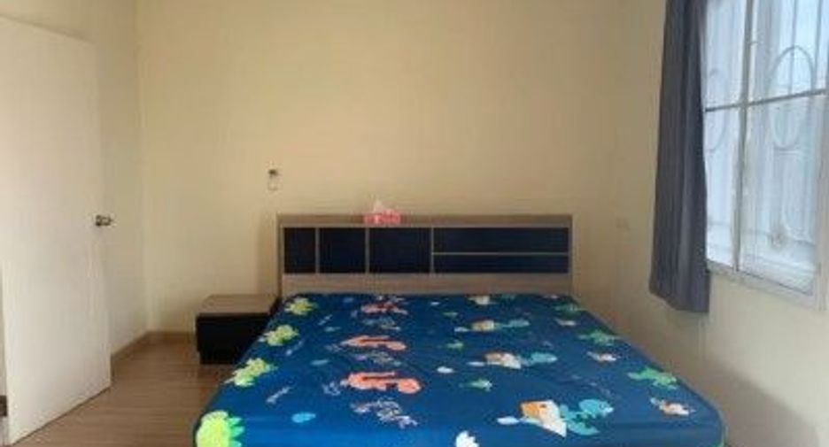 For rent 4 bedrooms townhouse in Bang Phli, Samut Prakan