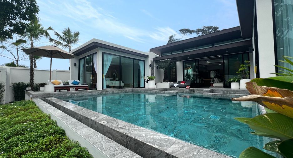 For sale 3 bedrooms villa in Mueang Krabi, Krabi