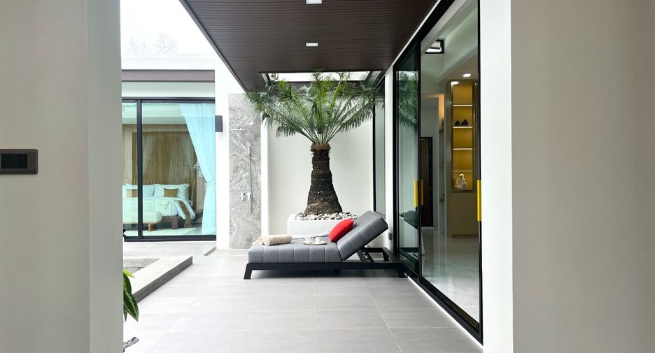 For sale 3 bedrooms villa in Mueang Krabi, Krabi