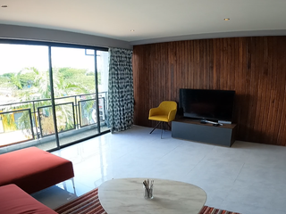 For sale 2 bedrooms retail Space in Thalang, Phuket
