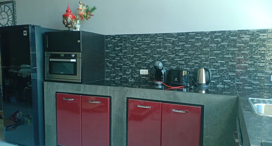 For sale 2 bedrooms retail Space in Thalang, Phuket