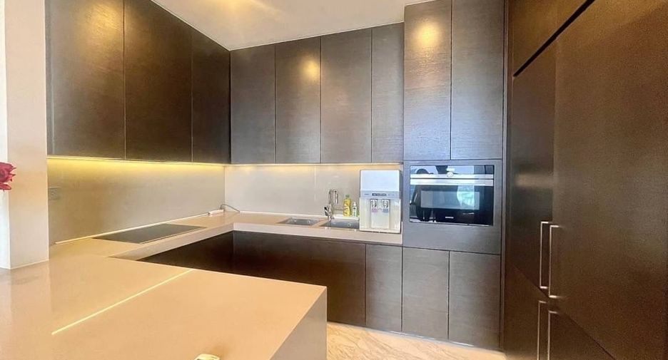 For rent 2 bedrooms condo in Sathon, Bangkok