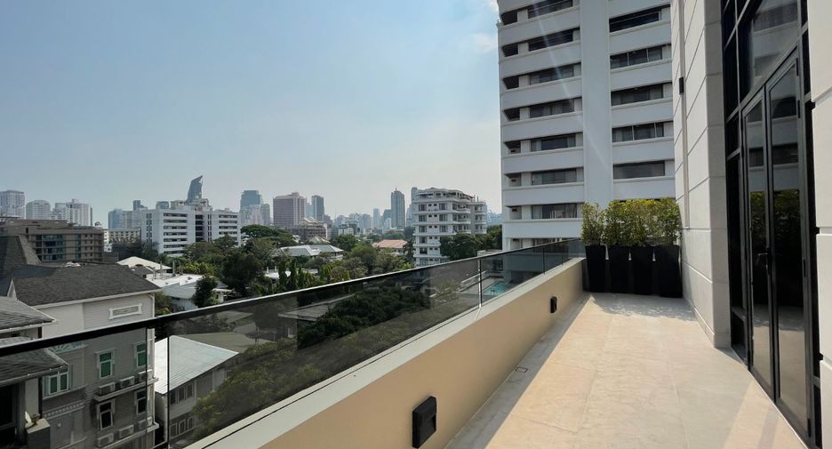 ขาย 3 ห้องนอน คอนโด ใน วัฒนา, กรุงเทพฯ