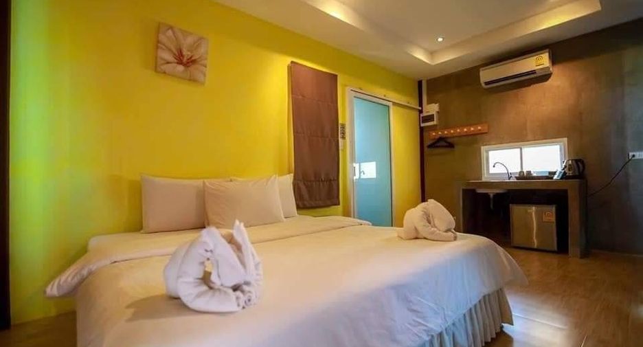For sale 12 bed hotel in Ko Chang, Trat