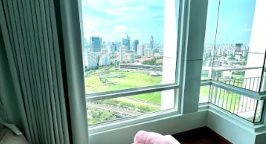 Wohnung zur Miete mit 3 Zimmer in Pathum Wan, Bangkok