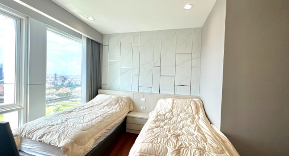 Wohnung zur Miete mit 3 Zimmer in Pathum Wan, Bangkok