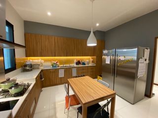 For sale 4 Beds house in Phaya Thai, Bangkok
