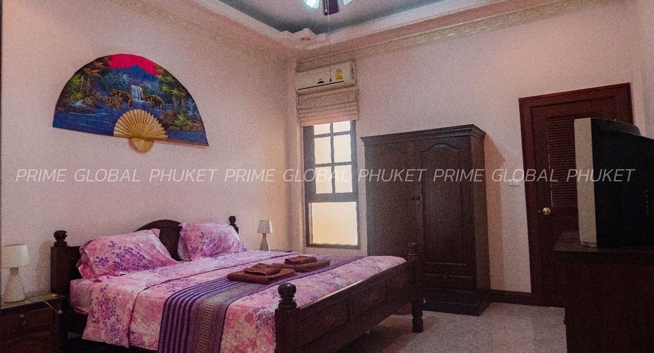 For rent 3 bedrooms villa in Mueang Phuket, Phuket
