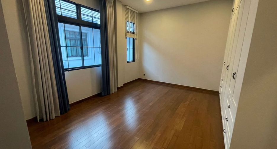 For rent and for sale 5 bedrooms house in Prawet, Bangkok