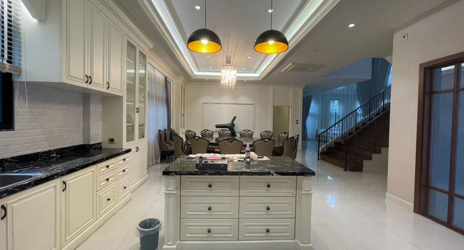 For rent and for sale 5 bedrooms house in Prawet, Bangkok