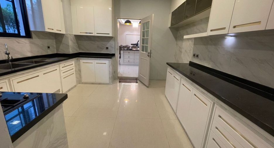 For rent and for sale 5 bedrooms house in Prawet, Bangkok