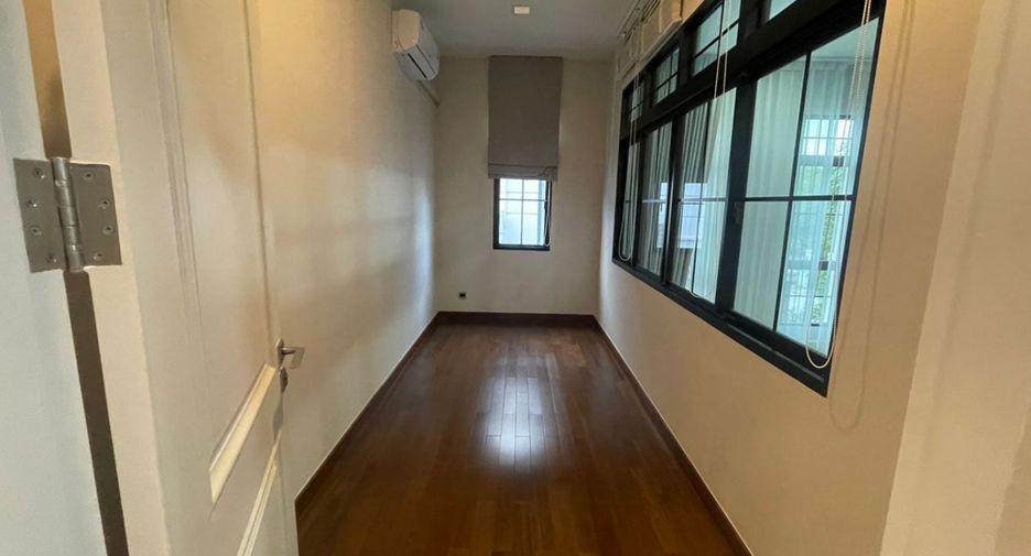 For rent and for sale 5 bedrooms house in Prawet, Bangkok