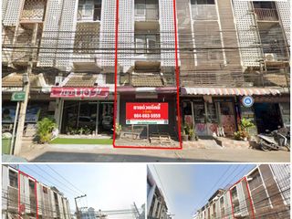For sale 3 bedrooms retail Space in Huai Khwang, Bangkok