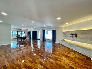 For rent 4 ベッドルーム apartment in Khlong Toei, Bangkok