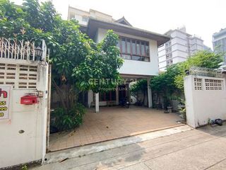 For rent 4 ベッドルーム house in Phaya Thai, Bangkok