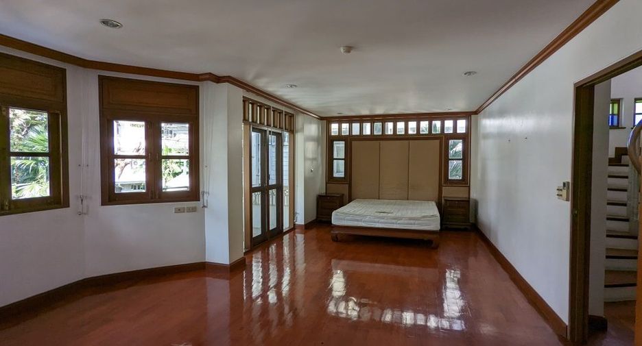 出租 4 卧室 独立屋 在 Dusit, 曼谷