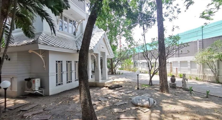 出租 4 卧室 独立屋 在 Dusit, 曼谷