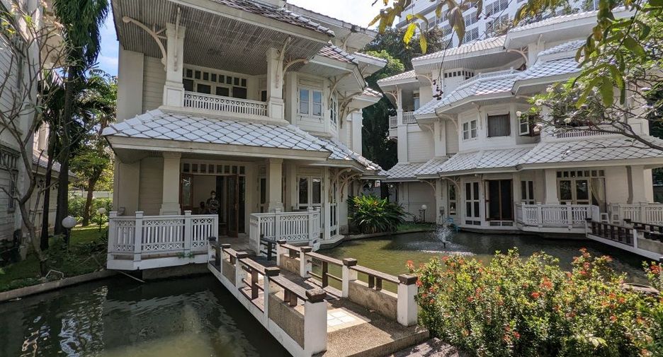 出租 4 卧室 独立屋 在 Dusit, 曼谷