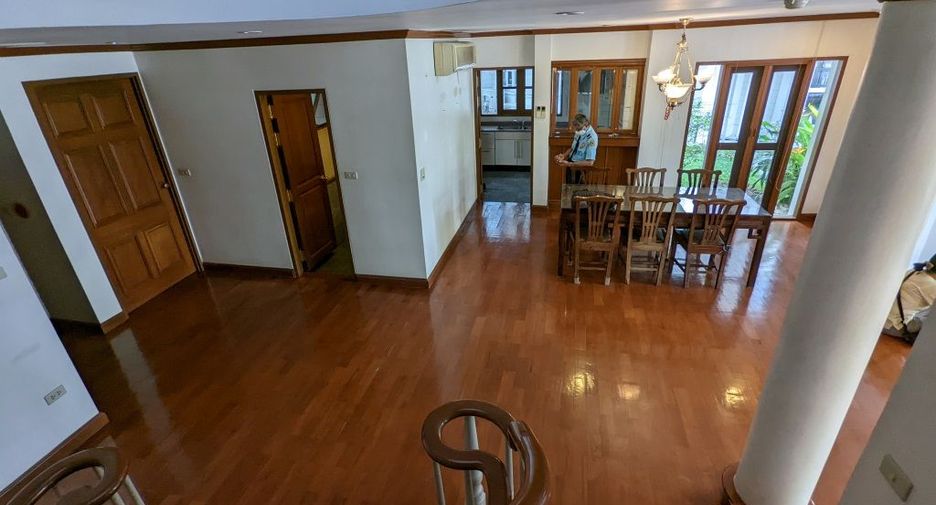 出租 4 卧室 独立屋 在 Dusit, 曼谷