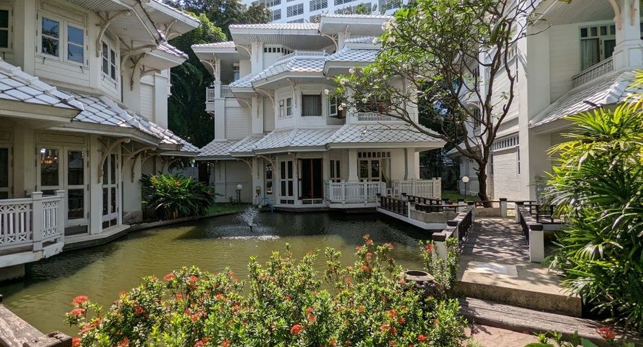 出租 4 卧室 独立屋 在 Dusit, 曼谷