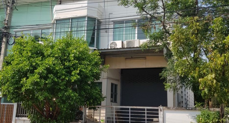 For sale warehouse in Phra Samut Chedi, Samut Prakan